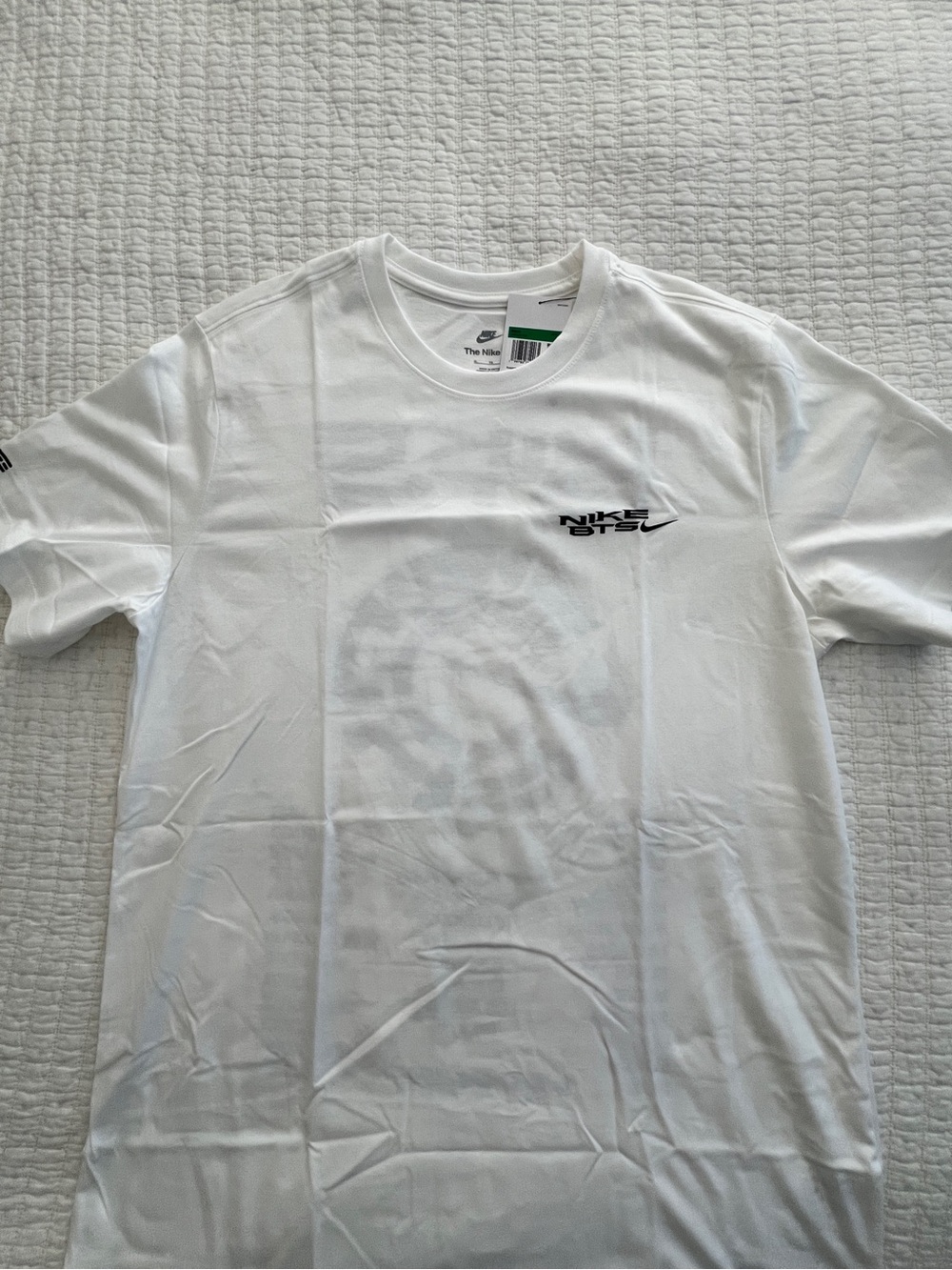 Nike x BTS Korea Exclusive Concert Merch Shirt - Picture 2 of 6